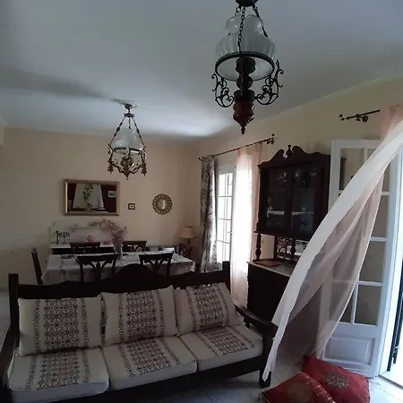 Melenia * Almiros Beach