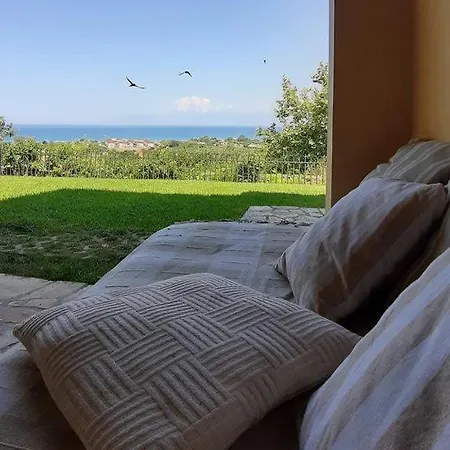 Melenia فيلة Almiros Beach